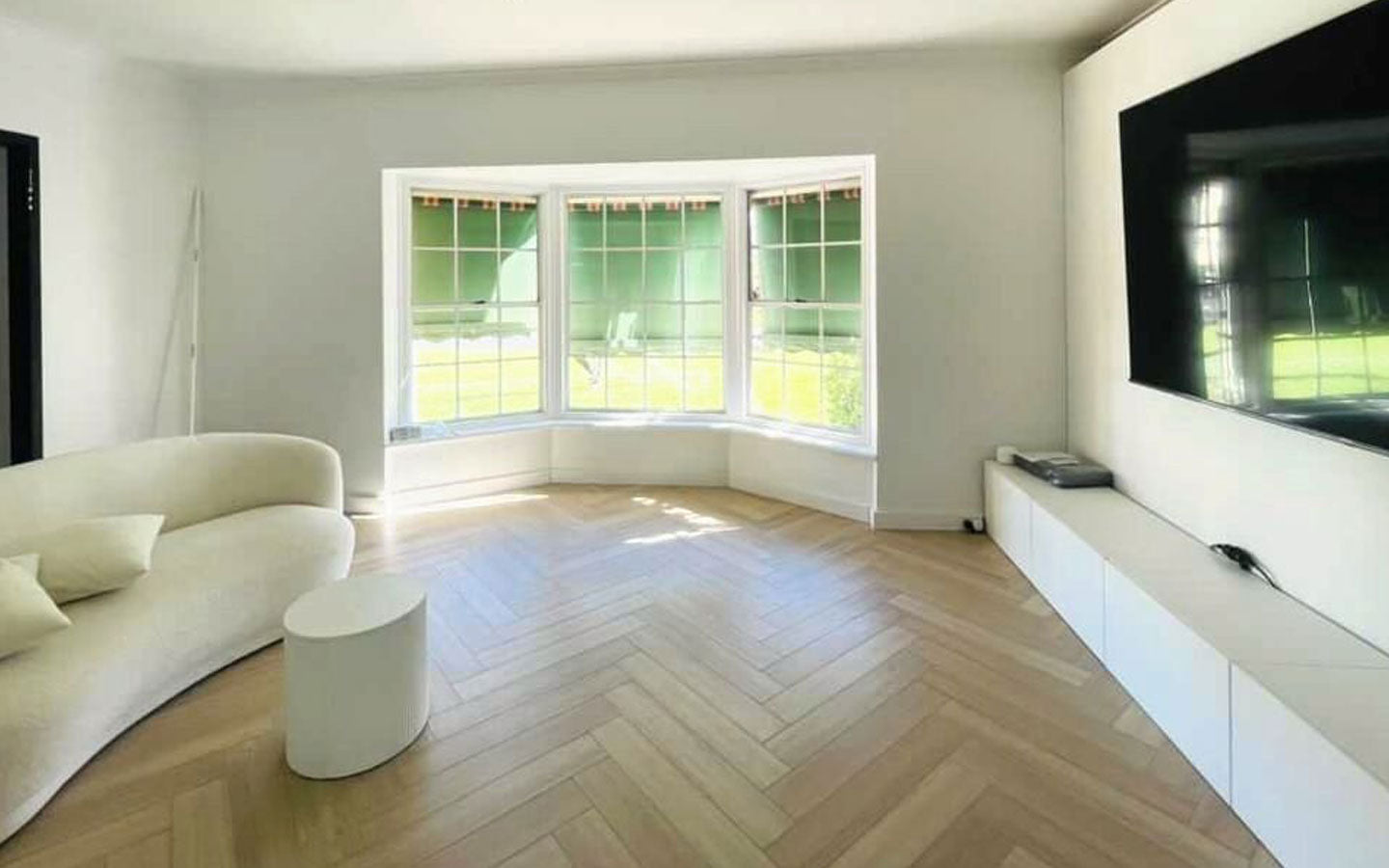 ﻿ Stunning Home Update with Durable LVT Flooring