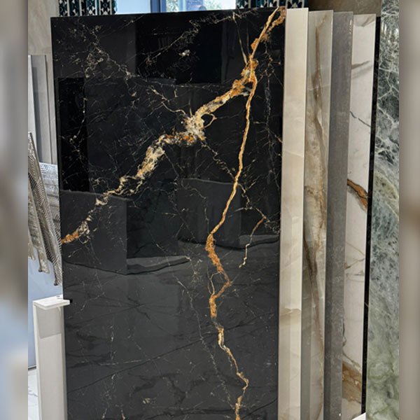 Black and gold - High gloss porcelain tile - 1200x600 mm